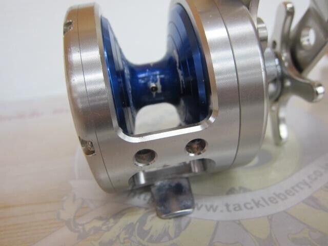 Daiwa SALTIGA Z20 Baitcast Reel RH Gear Ratio 5.4:1 Weight 440g F/S from Japan