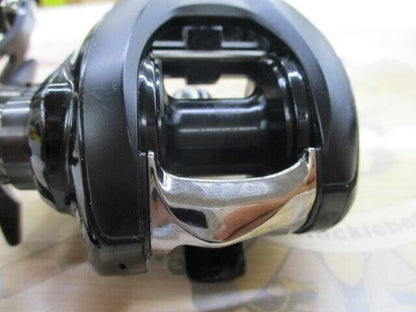 Daiwa 22 ZILLION TW HD 1000XHL Left handle Baitcast Reel Gear 8.1:1 F/S from JP