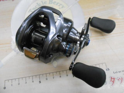 Shimano 22 SLX DC XT 70XG Right Handed Baitcast Reel Gear Ratio 8.1:1 F/S fromJP