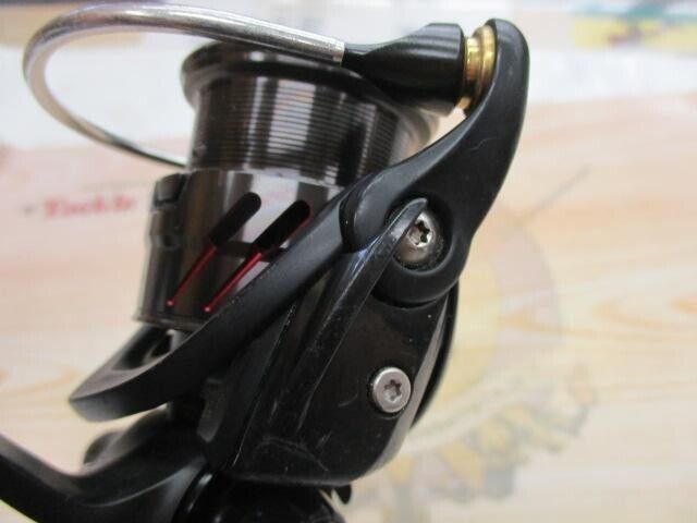 Daiwa 18 TATULA LT 2500S Spinning Reel 185g Gear Ratio 5.3:1 F/S from Japan