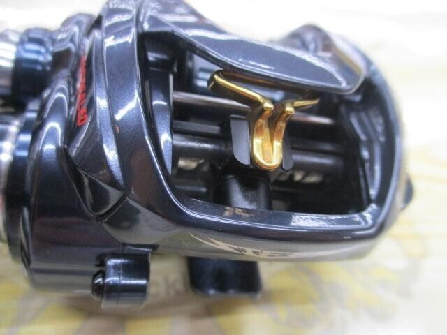 Daiwa STEEZ A TW HLC 7.1R Right Hand Baitcast Reel Gear Ratio 7.1:1 F/S from JP