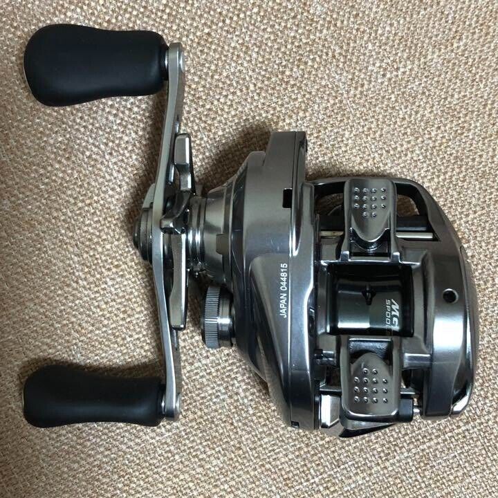 Shimano 22 METANIUM Shallow Edition XG 8.1:1 Right Baitcast Reel F/S from Japan