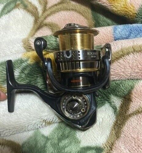 Daiwa 15 EXIST 3012H Gear 5.6:1 Spinning Reel No Handle Free Shipping from Japan