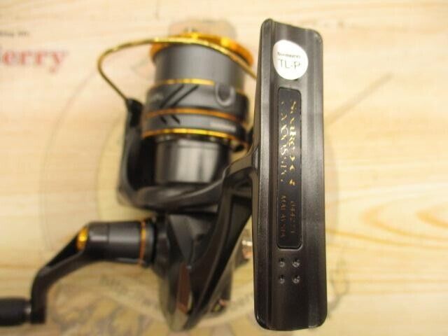 Shimano 21 SOARE XR C2000SSPG Spinning Reel 155g Gear Ratio 4.6:1 F/S from Japan