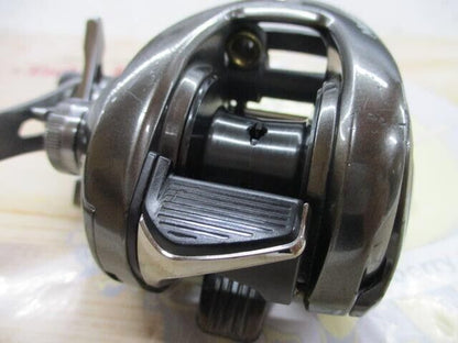 Shimano 20 METANIUM HG Baitcast Reel Left Hand Gear Ratio 7.1:1 F/S from Japan