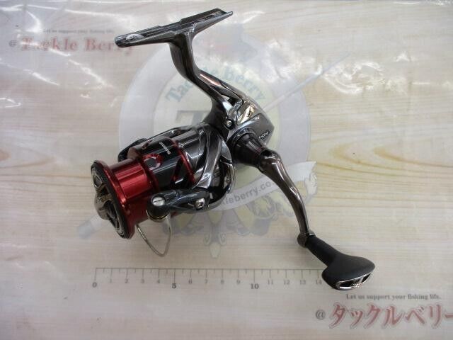 Shimano 16 STRADIC CI4+ C3000HGM Spinning Reel Gear Ratio 5.0:1 F/S from Japan