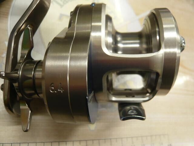 Daiwa 15 SALTIGA 10H Baitcasting Reel Right Handle Gear Ratio 6.4:1 F/S from JPN