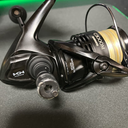 Shimano 17 EXSENCE C3000-M Spinning Reel 200g Gear Ratio 5.3:1 F/S from Japan