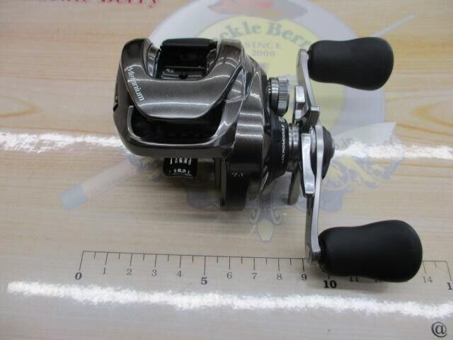 Shimano 20 Metanium HG Left Hand Bait Casting Reel Gear Ratio 7.1:1 F/S from JPN