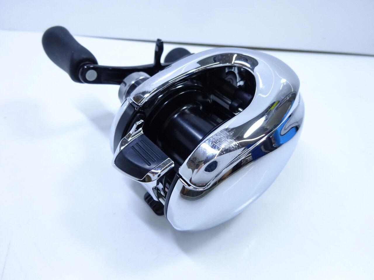 Shimano 12 ANTARES HG Left Handle Baitcast Reel Gear Ratio 7.4:1 F/S from Japan