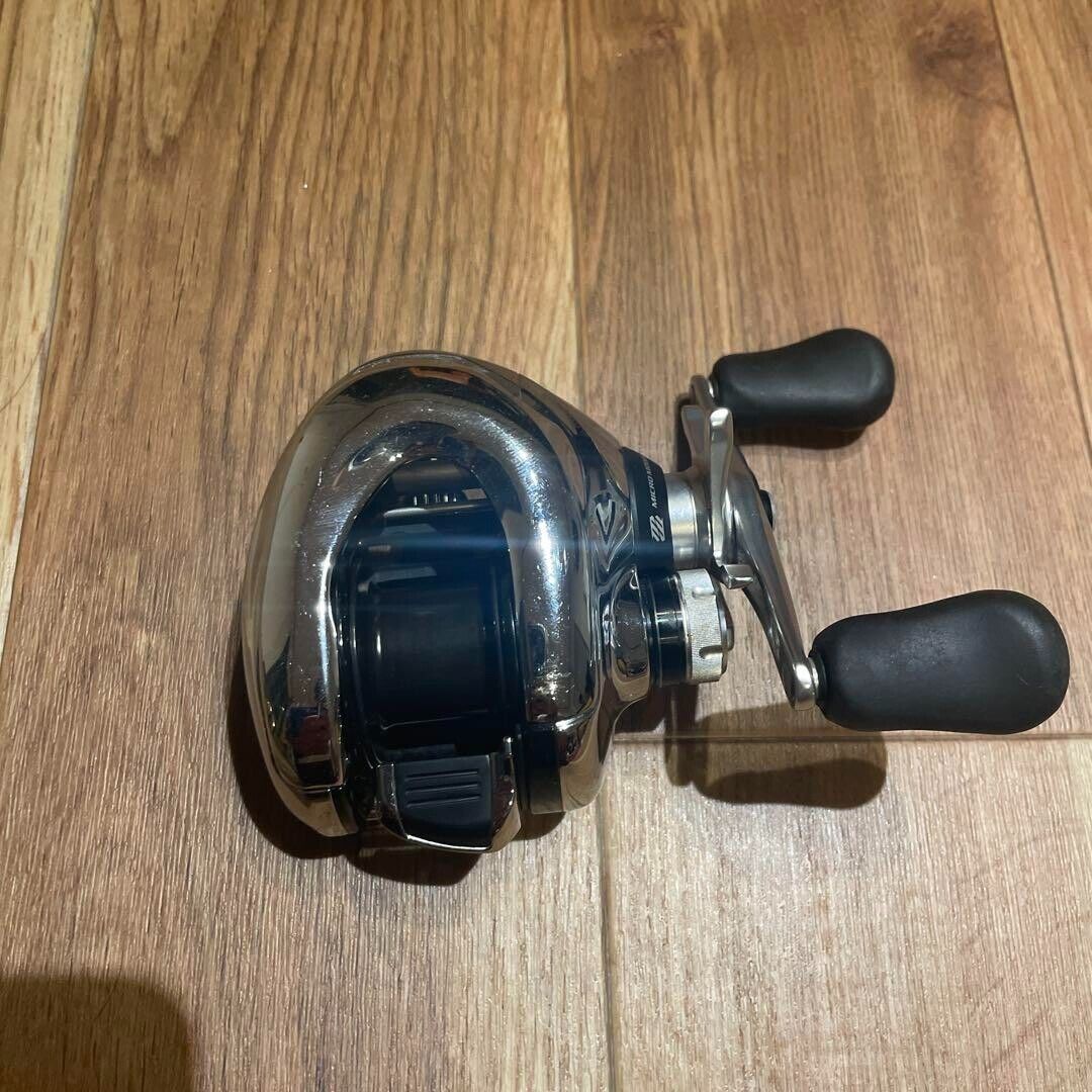 Shimano 12 ANTARES Right Handle Baitcasting Reel Gear Ratio 5.6:1 F/S from Japan
