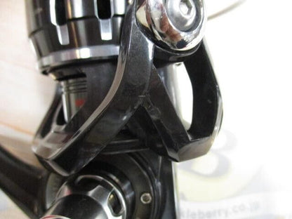 Daiwa 16 Catalina 4000H Spinning Reel Weight 435g Gear Ratio 5.7:1 F/S from JPN