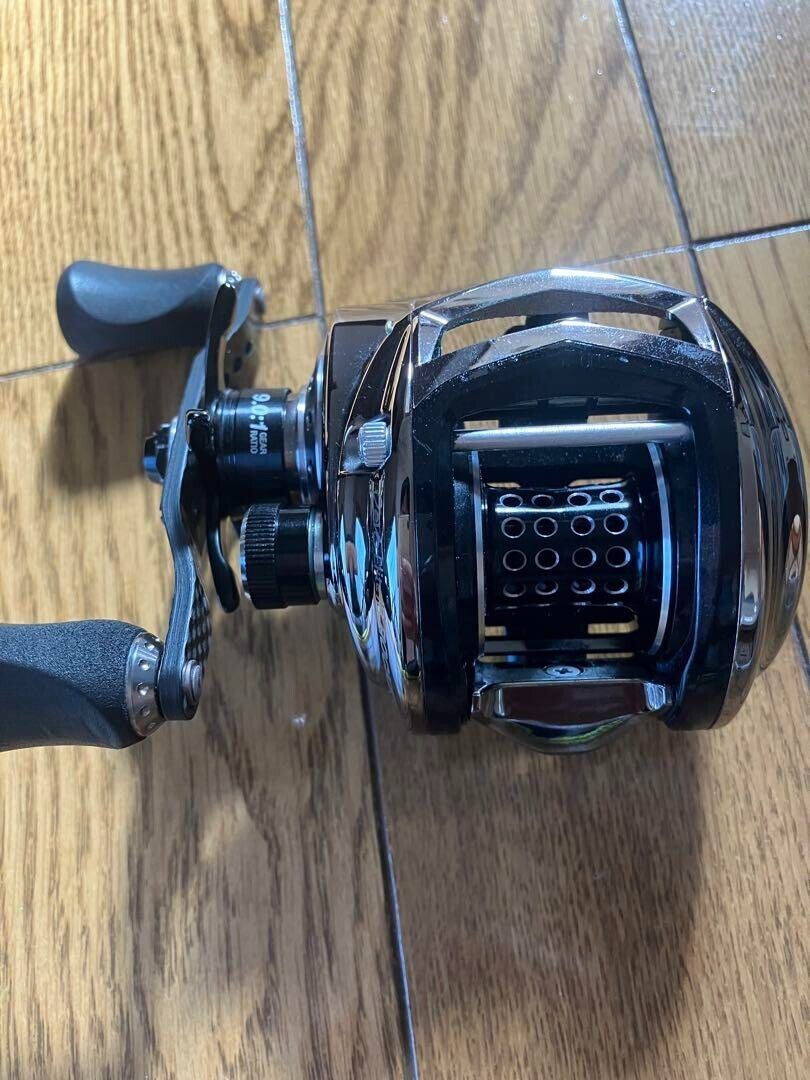 AbuGarcia Revo Elite IB ROCKET9 Double Shaft Baitcast Reel Fishing from Japan