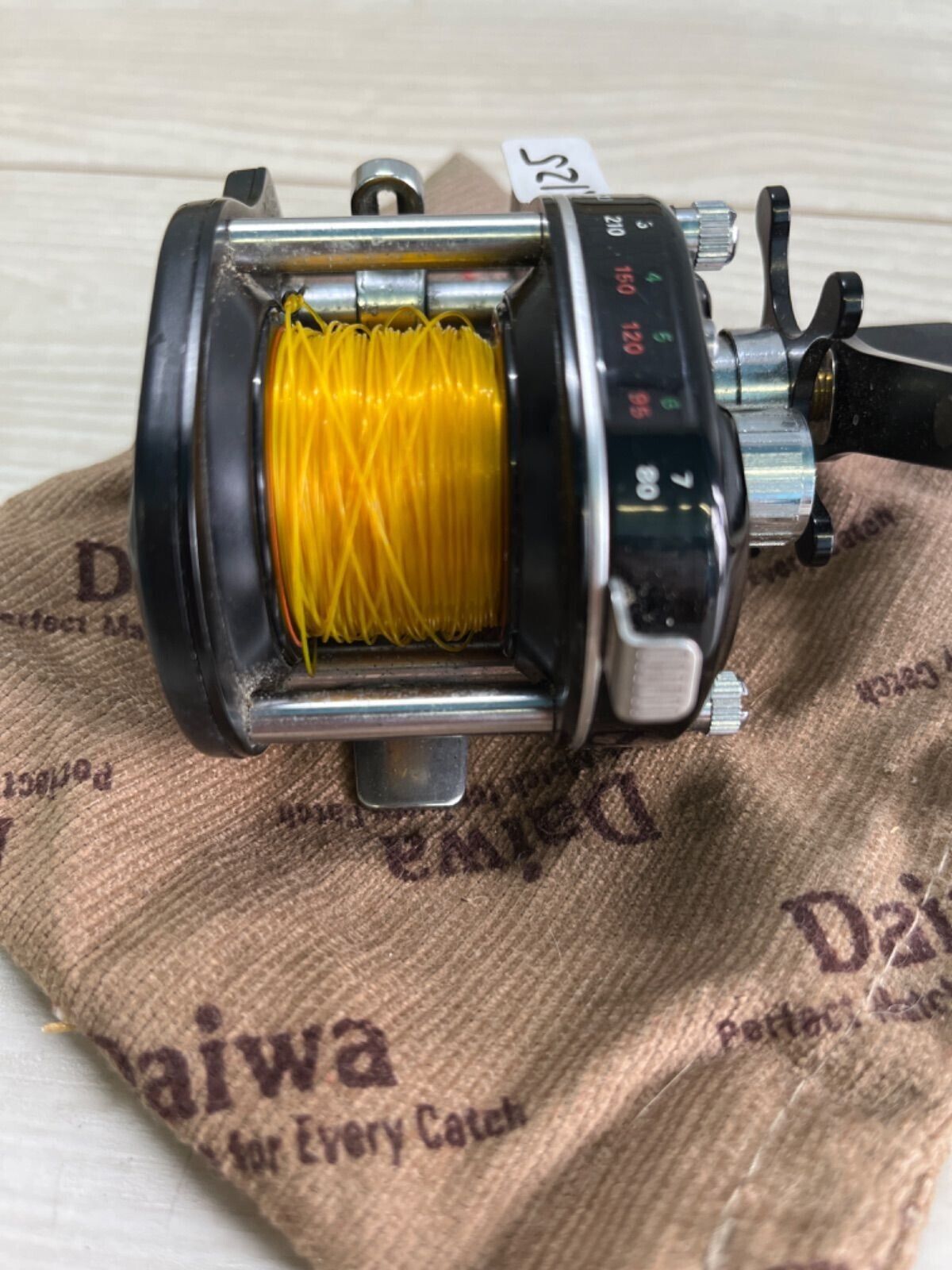 Daiwa SUPER MILLIONAIRE GS5000 Bait Cast Reel Right Hand 5.2:1 F/S from Japan