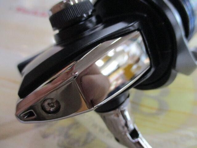 Shimano 21 NEXAVE C2000S Spinning Reel Gear Ratio 5.0:1 225g F/S from Japan