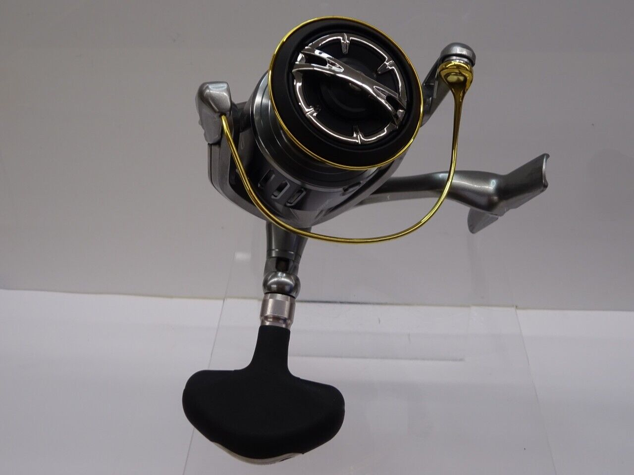 Shimano 15 TWIN POWER SW 4000XG Spinning Reel Gear Ratio 6.2:1 F/S from Japan