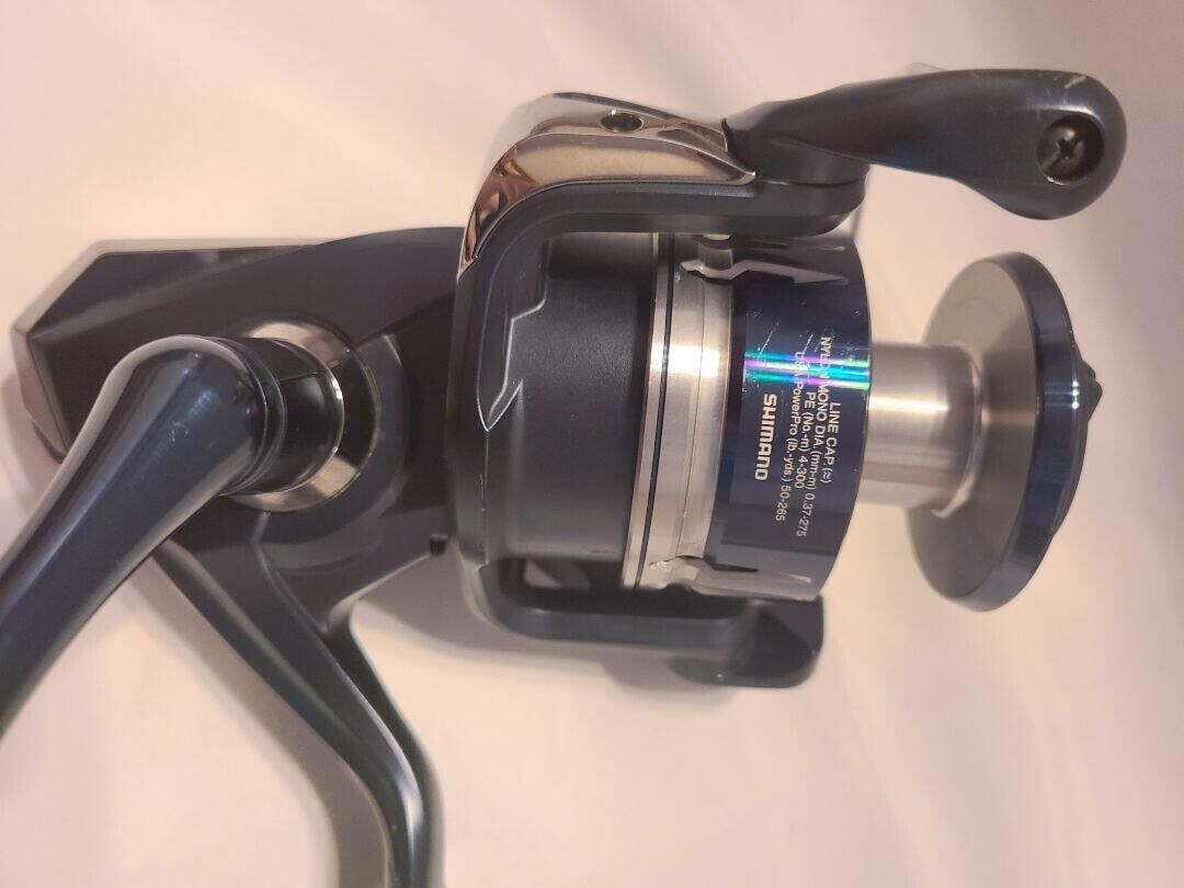 Shimano 20 STRADIC SW 8000PG Spinning Reel 650g Gear Ratio 4.9:1 F/S from Japan