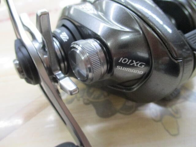 Shimano 23 Metanium 101XG Baitcasting Reel 175g Gear Ratio 8.1:1 F/S from Japan