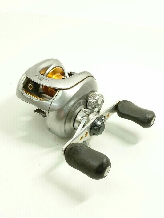 Shimano 07 METANIUM Mg7 7.0:1 Left Handle Baitcasting Reel 170g F/S from Japan