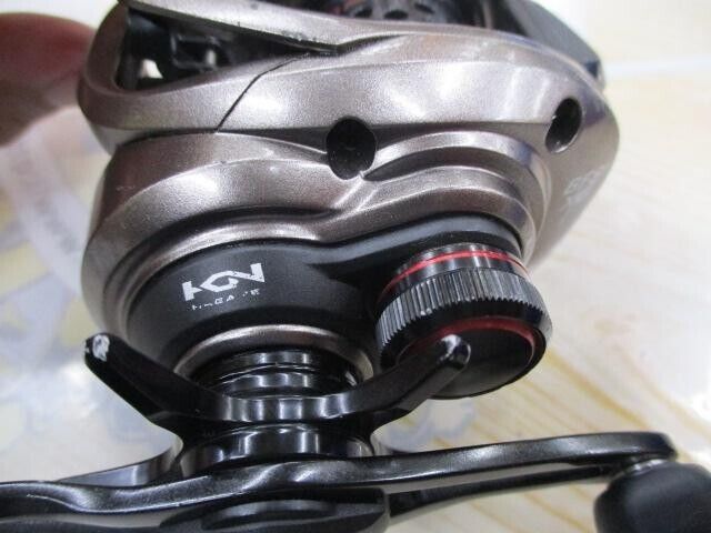 Shimano Scorpion BFS XG R-H Baitcast Reel 165g Gear Ratio 8.2:1 F/S from Japan