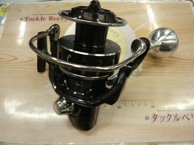 Daiwa 16 CATALINA 5000 Spinning Reel Gear Ratio 4.9:1 Weight 605g F/S from JP