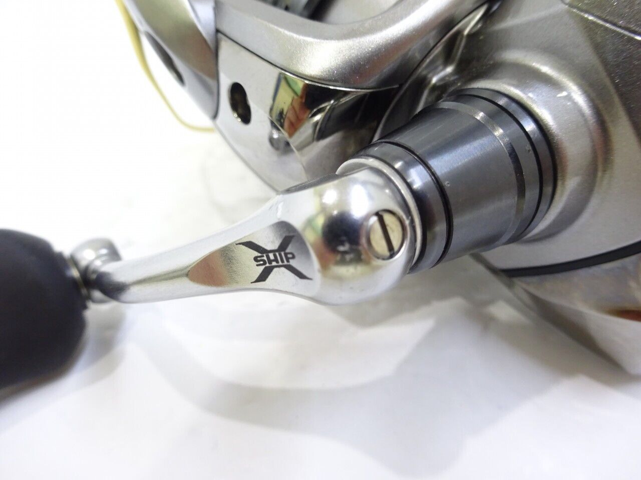 Shimano 11 Twin Power C2000S Spinning Reel Gear Ratio 5.0:1 200g F/S from Japan