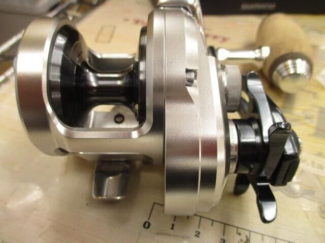 Shimano 21 OCEA JIGGER 1501XG 7.3:1 Left Handle Baitcast Reel F/S from Japan