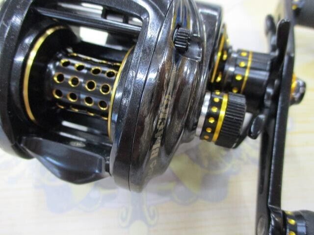 Abu Garcia REVO BLACK 9 R-H Baitcasting Reel Gear Ratio 9.0:1 F/S From Japan