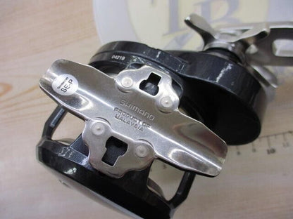 Shimano 20 TORIUM 2000PG Right Baitcasting Reel Gear Ratio 4.6:1 F/S from Japan