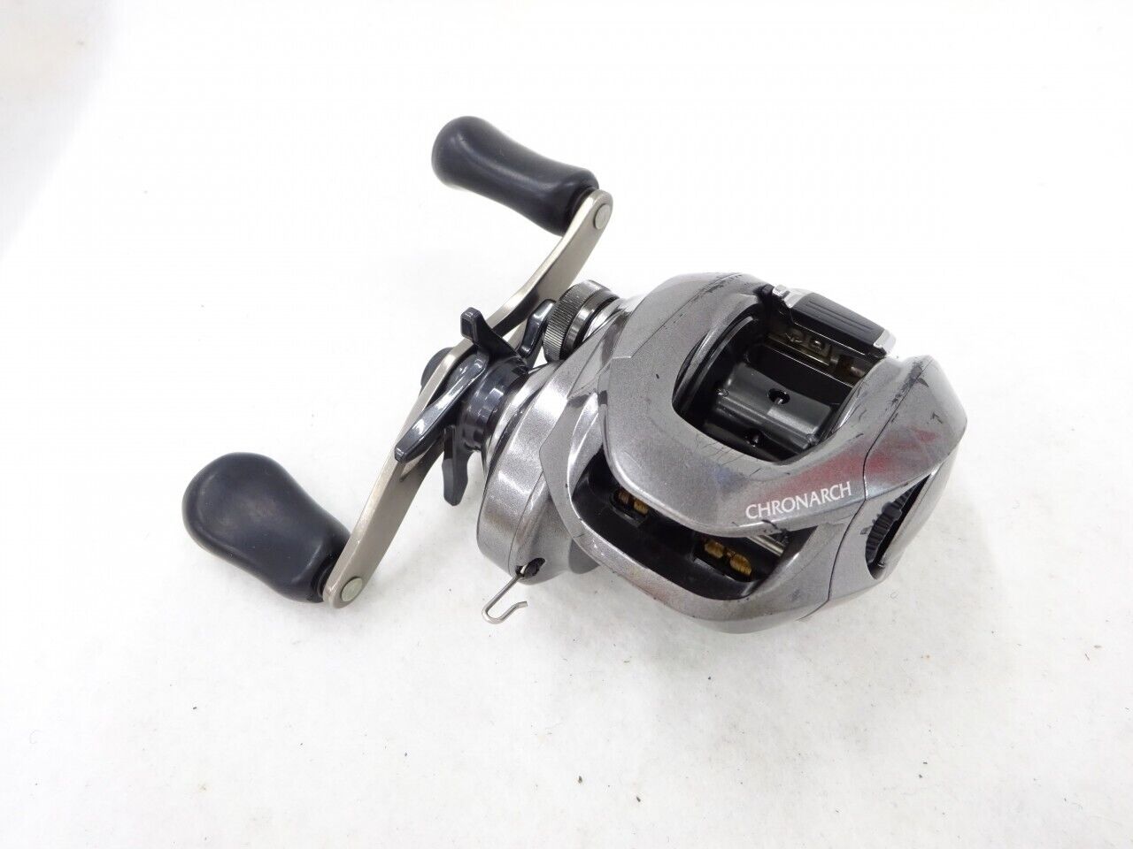 Shimano 17 CHRONARCH MGL 150 Right Handle 6.2:1 Gear Baitcast Reel F/S from JPN