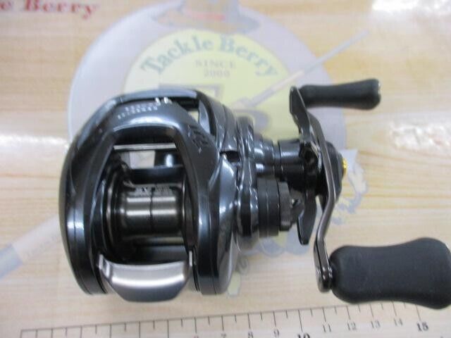 Daiwa 20 TATULA SV TW 103H Right Handle Baitcast Reel Gear 6.3 F/S from Japan