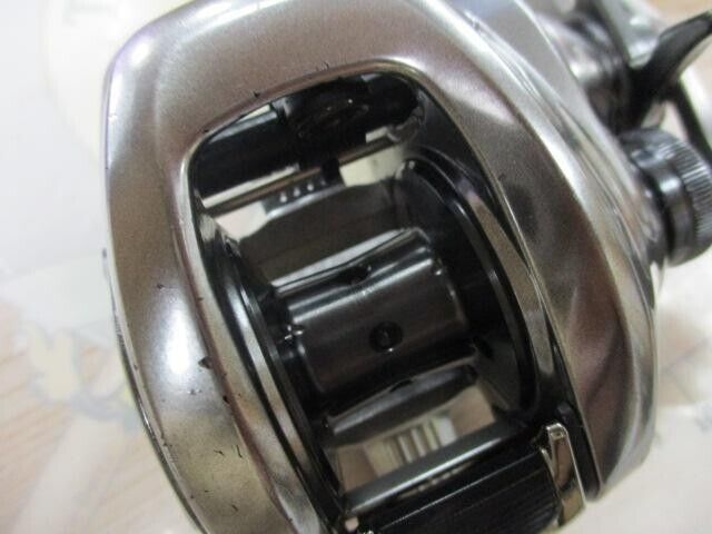 Shimano 18 Bantam MGL XG Right Handle Bait Reel Gear Ratio 8.1:1 F/S from Japan