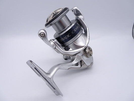 Shimano 15 STRADIC C3000HG Spinning Reel Gear Ratio 6.0:1 230g F/S from Japan