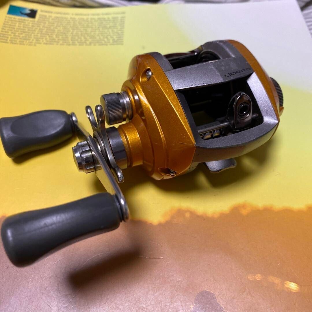 Daiwa Liberto Pixy Orange Amber 5.8:1 Baitcasting Reel Free Shipping from Japan