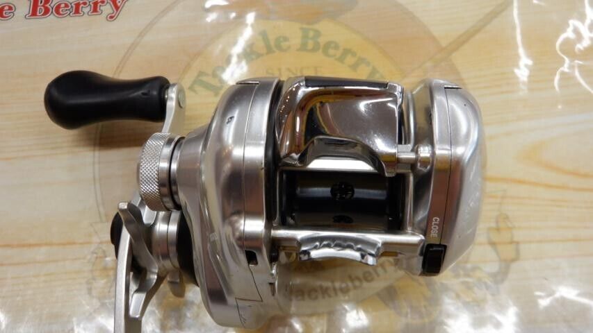 Shimano 16 METANIUM MGL Left Baitcasting Reel Gear Ratio 6.2:1 F/S from Japan