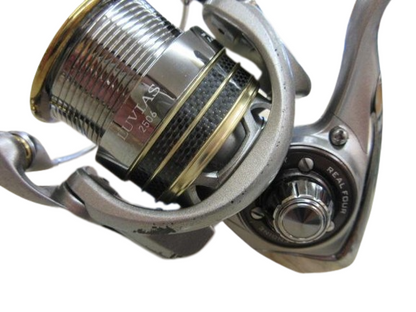 Daiwa Spinning Reel 12 LUVIAS 2506 Gear Ratio 4.8:1 Weight 204g F/S from Japan