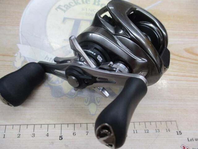 Shimano 20 Metanium HG Left Hand Baitcast Reel Gear Ratio 7.1:1 F/S from Japan