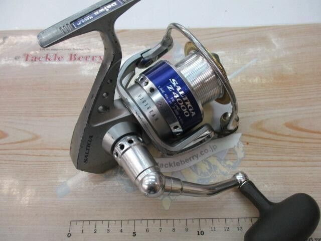 Daiwa SALTIGA Z 4000 Spinning Reel Gear Ratio 4.9:1 Free Shipping from