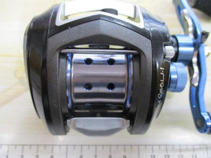 Abu Garcia SALTY STAGE REVO LJ-1 RH Bait Casting Reel Gear 6.4:1 F/S from Japan