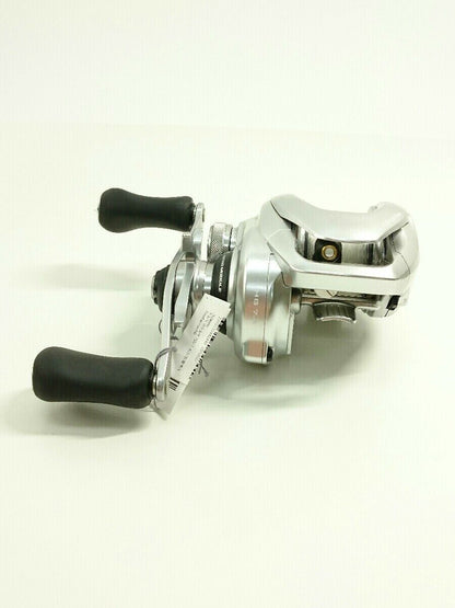 Shimano 16 Metanium HG Baitcasting Reel Right Handle Gear 7.4:1 F/S from Japan