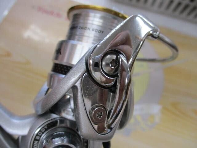 Daiwa 11 CALDIA 2004 Spinning Reel Gear Ratio 4.8:1 Weight 205g F/S from Japan