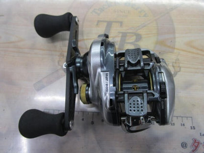 Shimano 13 METANIUM XG Right Hand Baitcast Reel Gear Ratio 8.5:1 F/S from Japan