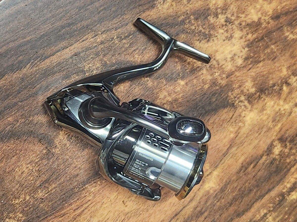 Shimano 18 Stella 2500S Spinning Reel Gear Ratio 5.3:1 Weight 205g F/S from JP