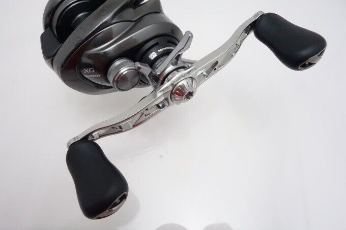 Shimano 20 METANIUM XG Right Handle Casting Reel Gear Ratio 8.1:1 F/S from Japan