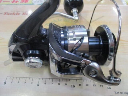 Shimano 21 TWIN POWER SW 8000HG Spinning Reel Gear Ratio 5.6:1 F/S from Japan