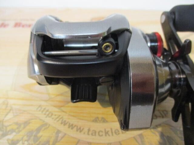 Shimano 21 SCORPION DC 151HG Left Handle 7.4:1 Baitcasting Reel F/S from Japan