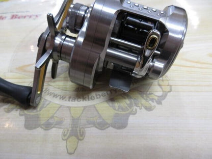 Shimano 23 CALCUTTA CONQUEST BFS XG Right 8.9:1 Baitcasting Reel F/S from Japan