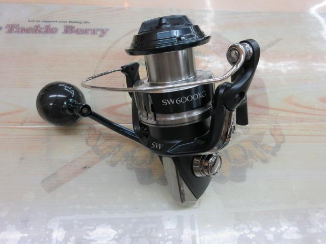 Shimano 20 STRADIC SW 6000XG Spinning Reel Fishing from Japan