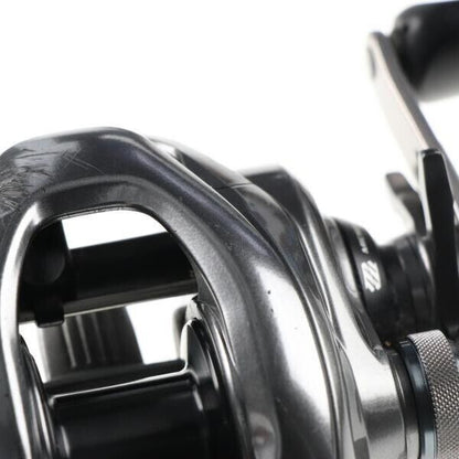 Shimano 15 METANIUM DC HG Right Bait Cast Reel 190g Gear Ratio 7.4:1 F/S from JP