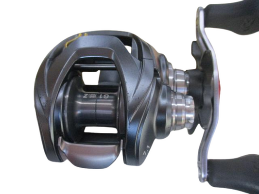 Daiwa STEEZ A TW 1016SH R-H Baitcasting Reel 190g Gear Ratio 7.1:1 F/S From JPN